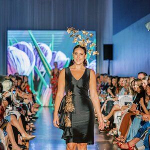 Badgley Mischka Black Side Ruffle Sheath Dress